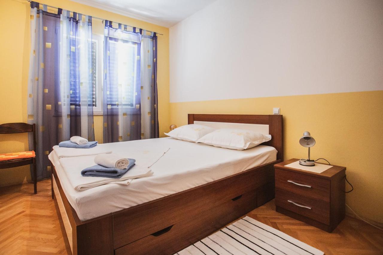 Comfort Sea View Apartment Dugi Rat Esterno foto