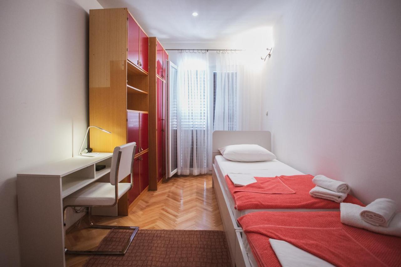 Comfort Sea View Apartment Dugi Rat Esterno foto
