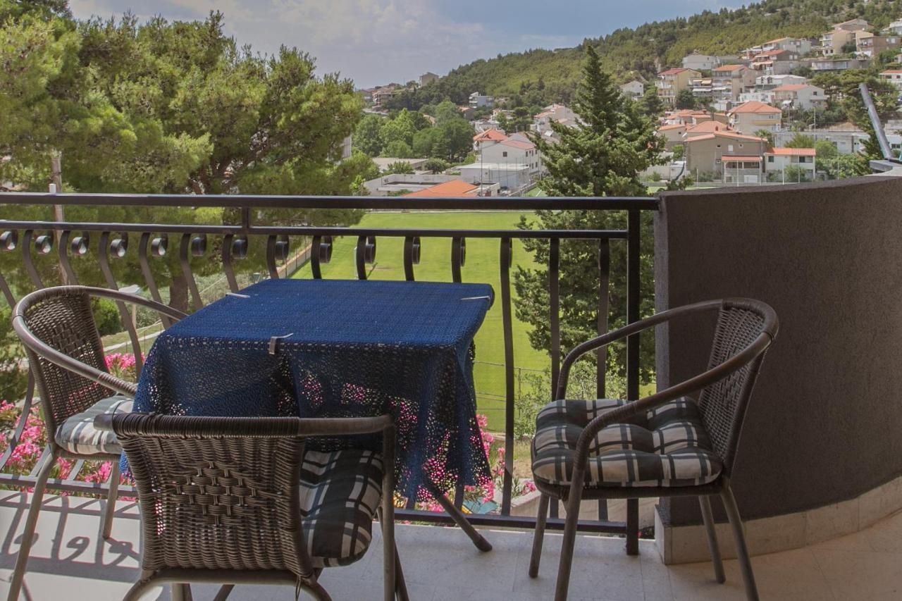 Comfort Sea View Apartment Dugi Rat Esterno foto