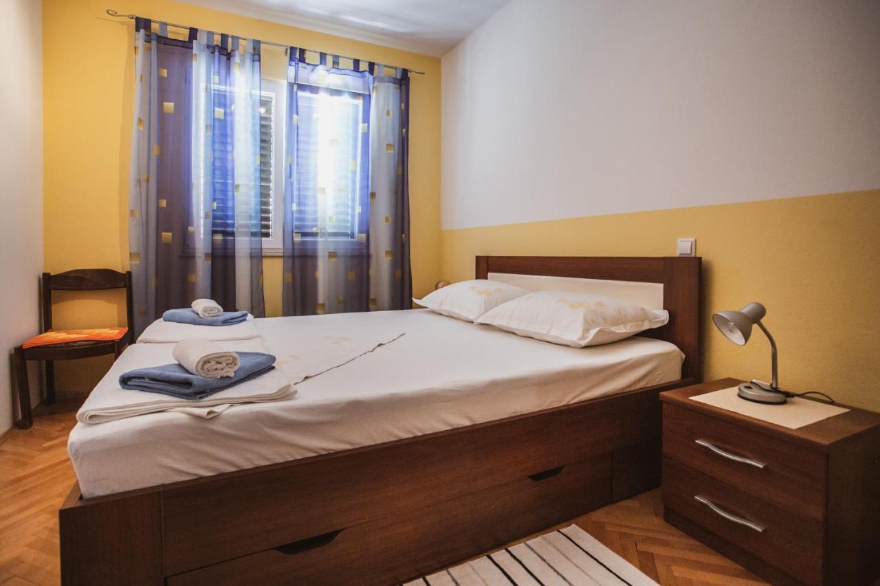 Comfort Sea View Apartment Dugi Rat Esterno foto