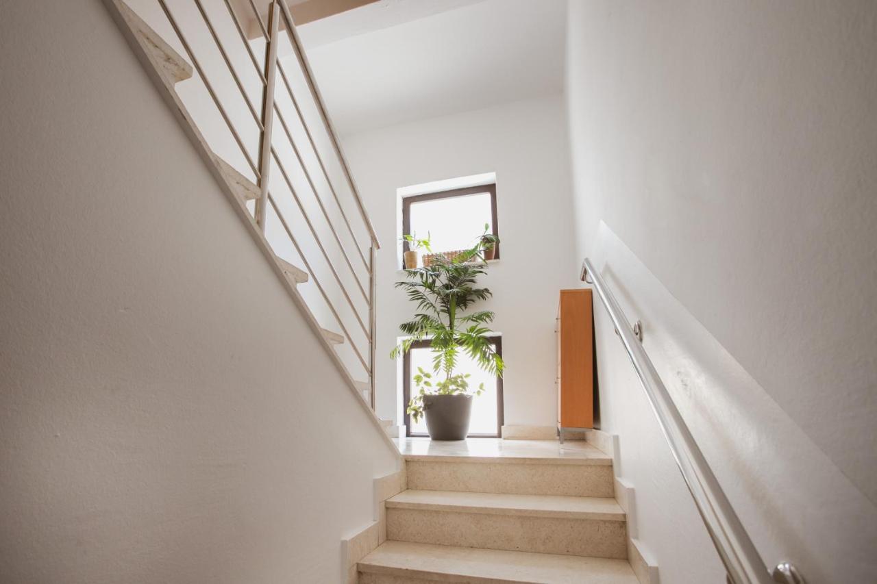 Comfort Sea View Apartment Dugi Rat Esterno foto